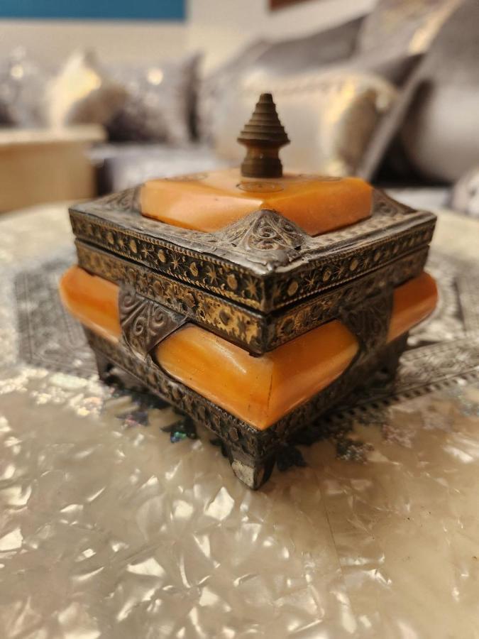 Alma Surf House Bed & Breakfast Agadir Bagian luar foto